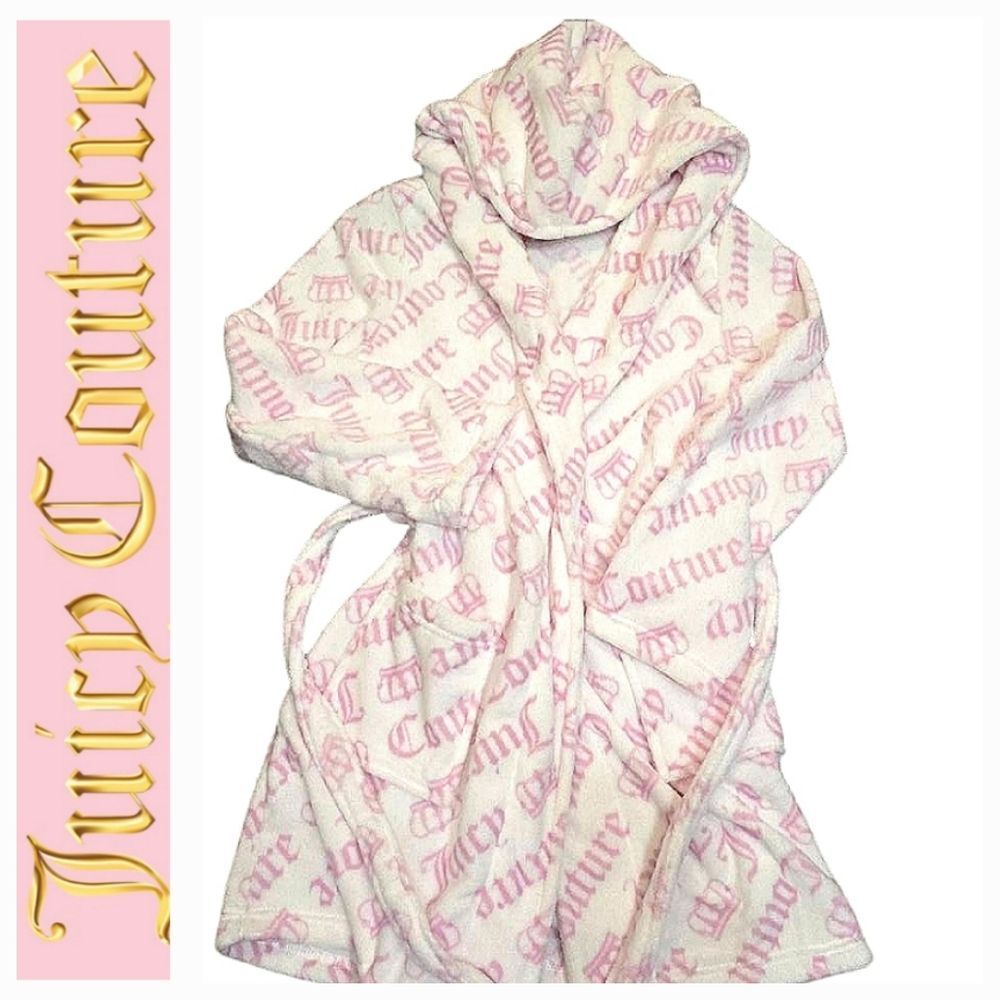 Juicy Couture Juicy Crown Logo Plush Collared Hooded Robe‎